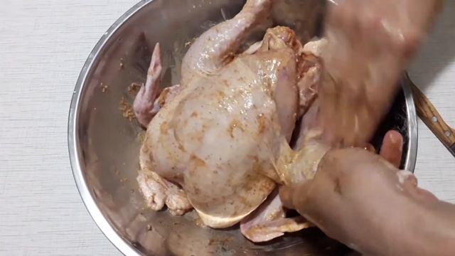 СОЧНАЯ  КУРИЦА, запеченная в духовке с хрустящей корочкой. Отличное блюдо на праздничный стол!