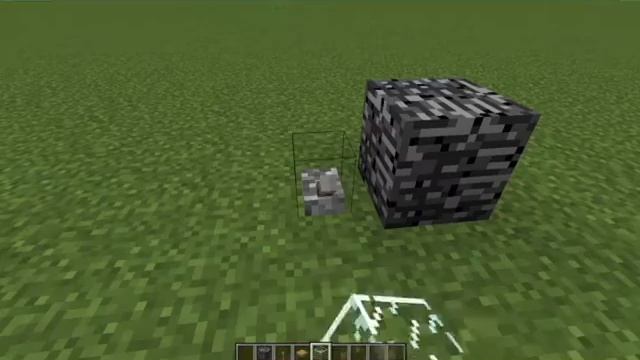 БИТ В MINECRAFT ?! МАЛО КТО ЗАМЕЧАЕТ ПОДОБНОЕ В ПРОСТЫХ ВЕЩ? смотреть онлайн