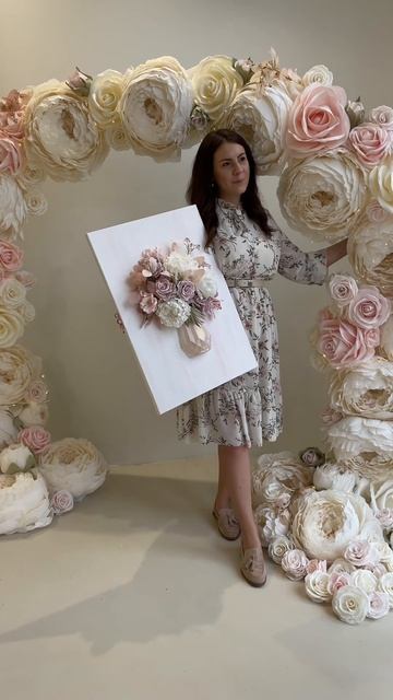 ШИКАРНЫЕ ЦВЕТОЧНЫЕ КОМПОЗИЦИИ К ЛЮБОМУ ПРАЗДНИКУ СВОИМИ РУКАМИ #подароксвоимируками # #декор смотреть онлайн