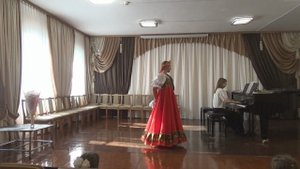 "Катюша" муз. М. Блантера, сл. М. Исаковского, исп. Христич София, 13 лет.