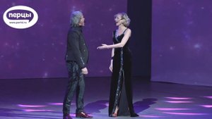 Вокалистка Елена Славина