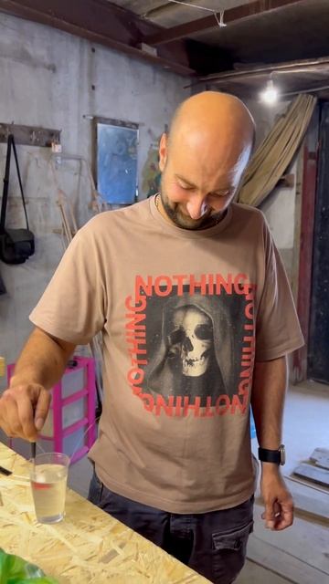 ЛАЙФХАК - Как Правильно Замешать Эпоксидную Смолу смотреть онлайн