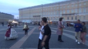 ДВОРЦОВАЯ ПЛОЩАДЬ И ВОЛШЕБНОЕ ФАЕР-ШОУ