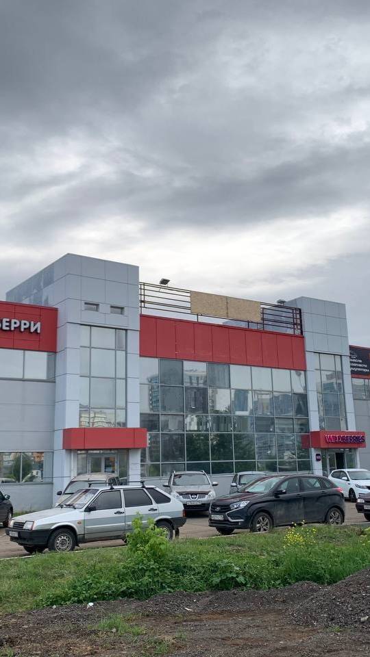 Сдается помещение свободного назначения, РТ, г. Набережные Челны, пр-кт Яшьлек, д. 1Б смотреть онлайн