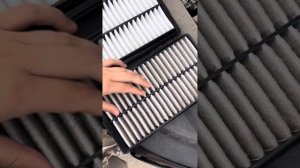 Меняем воздушный фильтр на Hyundai Mufasa 2023