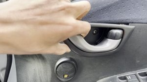 Установка акустики DL Audio Gryphon 165 SE на замену штатной в Honda Fit GE6/GP1.