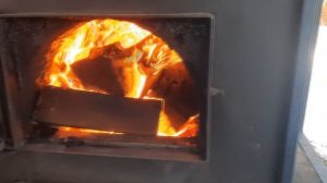 ТВЕРДОТОПЛИВНЫЙ КОТЁЛ ДЛИТЕЛЬНОГО ГОРЕНИЯ С ТОПКОЙ И?