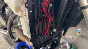 Как заменить защиту радиаторов на Kews k16 nb 300. Любой энду