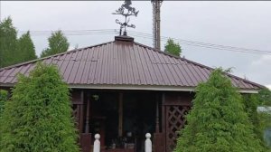 Беседка своими руками. Красивый флюгер на крыше беседки.