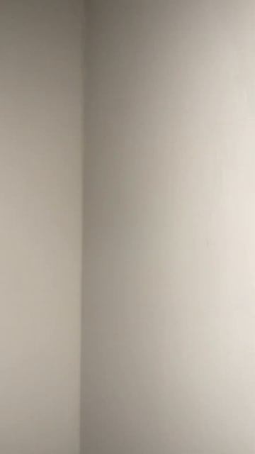 Стены шпаклеваны можно красить! Привози краску! смотреть онлайн