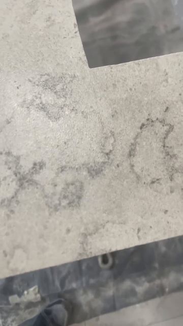 Произвели разлом плитки, посмотрели насколько армиро? смотреть онлайн