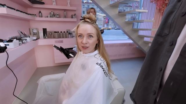 МАМА и ДОЧЬ делают ПЕРВЫЕ процедуры в салоне красоты! ? смотреть онлайн