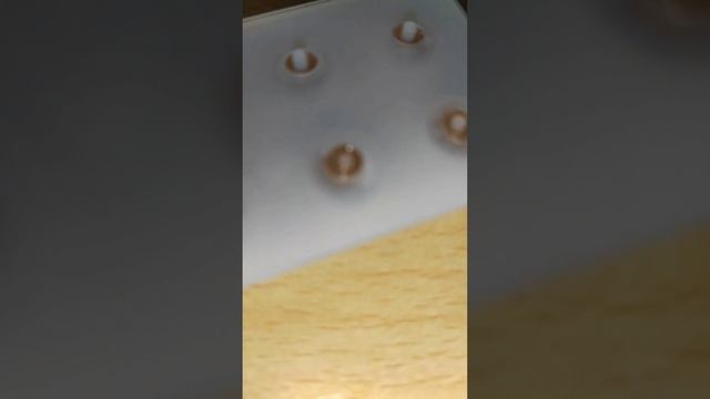 БУСЫ ИЗ ЭПОКСИДНОЙ СМОЛЫ. #trending #youtubeshorts #diy #foryou #своими? смотреть онлайн