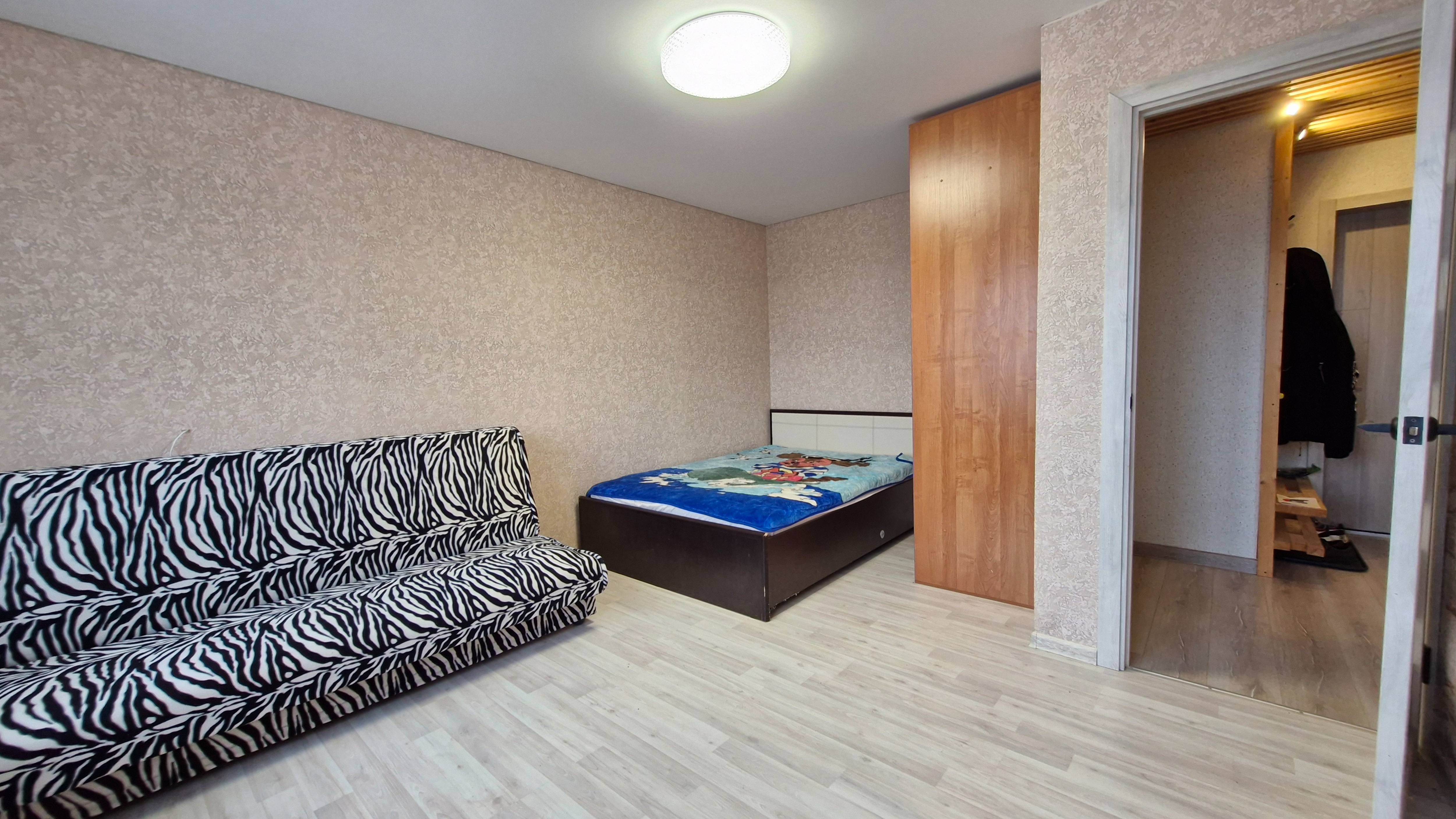 "Продаётся 1-к квартира 34 м², с. Глубокое (МО): Евроремонт, техника ОСТАЁТСЯ, 3/3 эт."