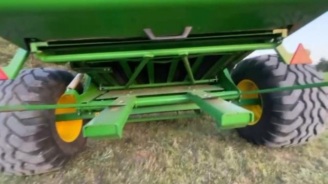 Пресс подборщик рулонный John Deere  854 в ПРОДАЖЕ/Round baler John D смотреть онлайн