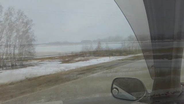 Ехали на машине по улице села Шилово-Курья. Озеро Курь? смотреть онлайн