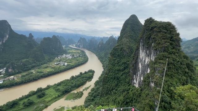 ДЕНЬ 11: Сягун-гора в Синьпине! Только ради этого вида с? смотреть онлайн