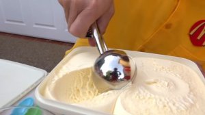Мистер Макс Макс и Катя покупатели у папы в Меджик МакДональдс