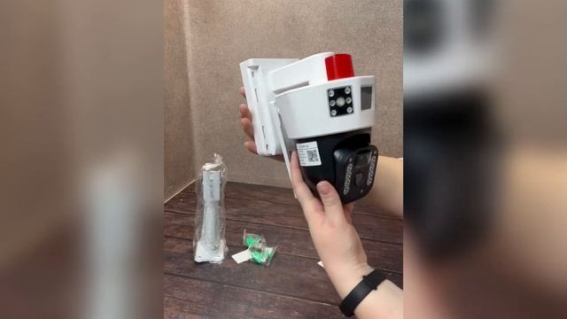 Вулична WIFI камера спостереження 8Мп, 3 об'єктиви, PTZ, 3L-V5 смотреть онлайн