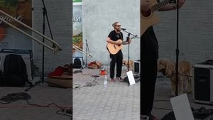 Хали-Гали на площади Ленина. Штерн Шпринц музыкант/пов