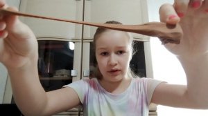 Леплю из воздушного пластилина итальянских мемов.mp4