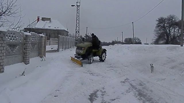 Минитрактор полноприводный ДВ 154.. Зима 2017г.