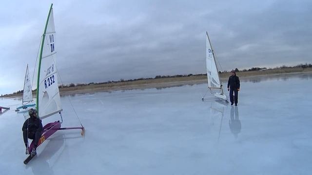 Ice Boat Sailing.Буер DN.Буер 2022.Зимние виды спорта.ice Sailing. пару