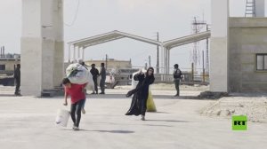 استئناف عمل معبر العريضة بين سوريا ولبنان بعد إغلاق دام 6 أشهر