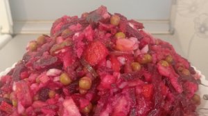 Винегрет с морской капустой и оригинальной заправкой