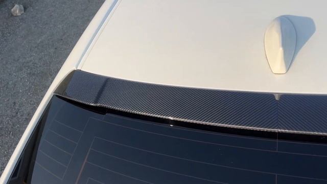 Спойлер стекла Crown 220 смотреть онлайн