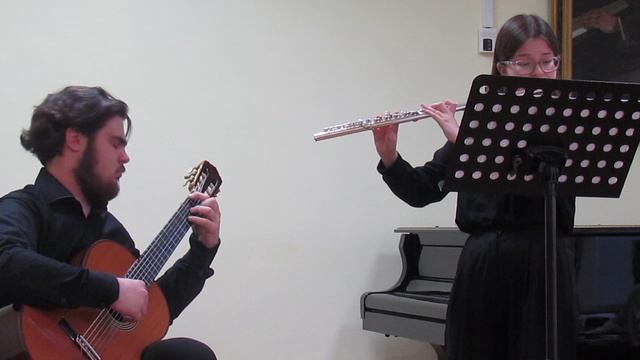 дуэт. александра ершова, флейта, илья михайлов, гитара