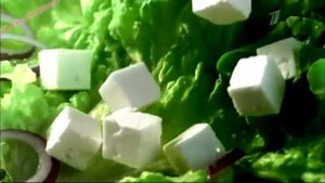 Реклама Хохланд фетакса в кубиках - Идеально для салат