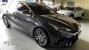 KIA K3 2024 SIGNATURE куплена в Южной Корее