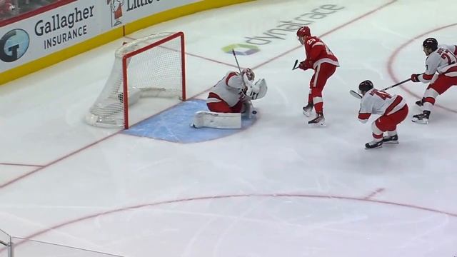 Детройт Ред Уингз - Каролина Харрикейнз НХЛ Регулярны? смотреть онлайн