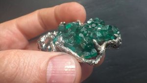 Кулон с диоптазом