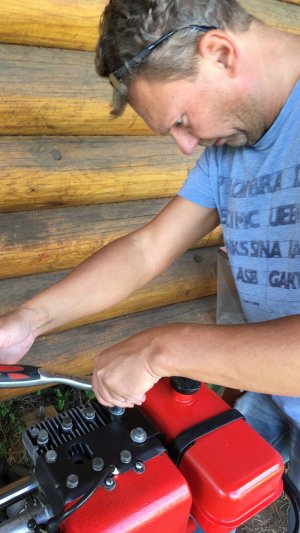 Первый запуск двигателя мотоблока Кадви МБ_1 1996 года выпуска