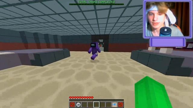 Я ПОМОГ ПРЕДАТЕЛЮ ВЫЙГРАТЬ В АМОНГ АС!🤬 #amongus смотреть онлайн