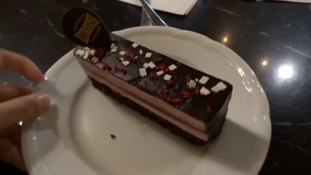 Будапешт вкусняшки пироженко, мороженко, супчик, и другое