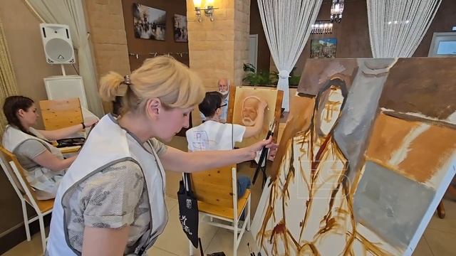 ES - обзор  портреты и анонс