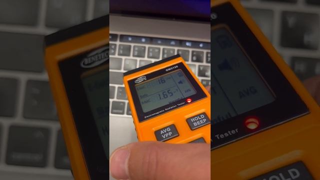 Как нас облучают электронные приборы. Замеряем электр смотреть онлайн