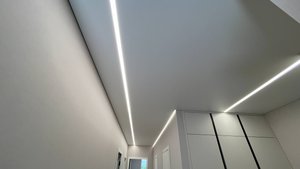 Натяжные потолки | Натяжной потолок со световыми линиями| Воронеж