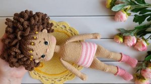 Кукла Ксюша крючком-процесс. Платье спицами: спицы не выдерживают моего мастерства.