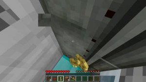 ВОТ ЧТО КОМПОТ НАШЁЛ ПОД КОВРИКОМ У СВОЕГО ДОМА В МАЙН?