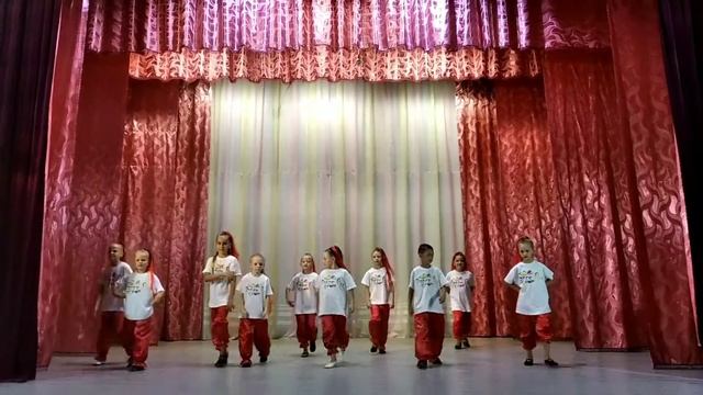 Хореографічний колектив "Dance Fire"(сел.Олександрійське) смотреть онлайн