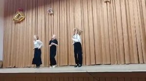 танец  круче ВСЕХ      BLACKSTAR🍭