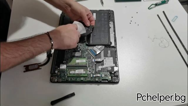 Смяна на термопаста лаптоп HP S15/Thermal paste change. смотреть онлайн