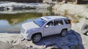 Модель Cadillac Escalade четвертого поколения от Welly