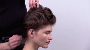 Укладка мокрый эффект на короткие волосы