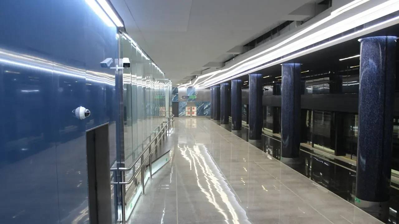 НОВОКРЕСТОВСКАЯ - новая станция метро в СПб смотреть онлайн