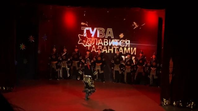 Театр моды и танца из Улуг-Хема, мужской состав, рук-ль смотреть онлайн